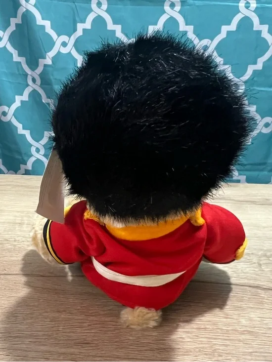 Buckingham Palace Royal Guard Plush Teddy Bear The Royal Collection - Picture 3 of 11